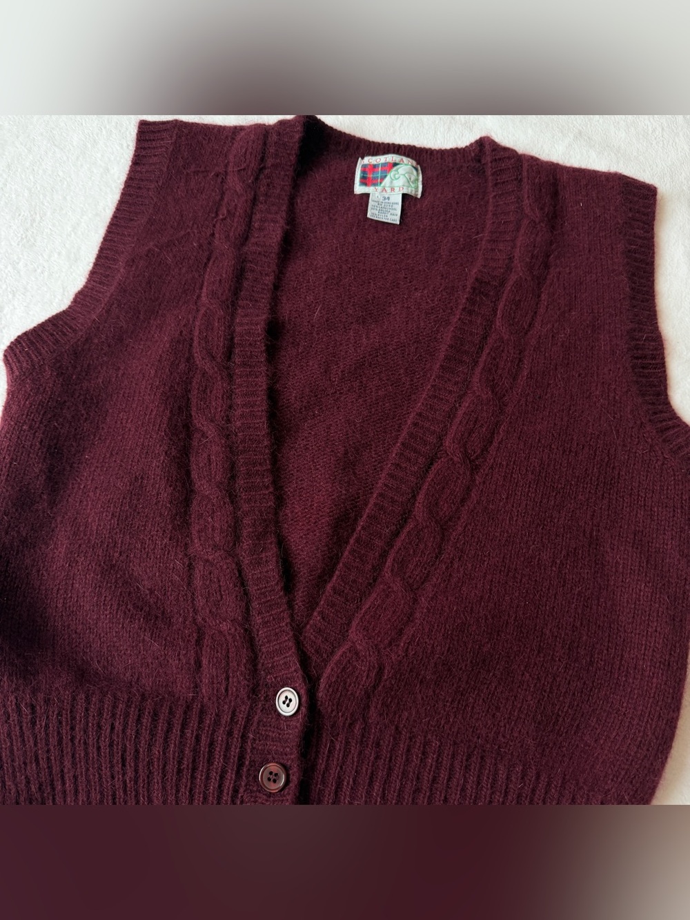 Scotland Yard Burgundy Lambswool Angora Rabbit Vest Maroon Wool Vintage, size 34 - Picture 12 of 16